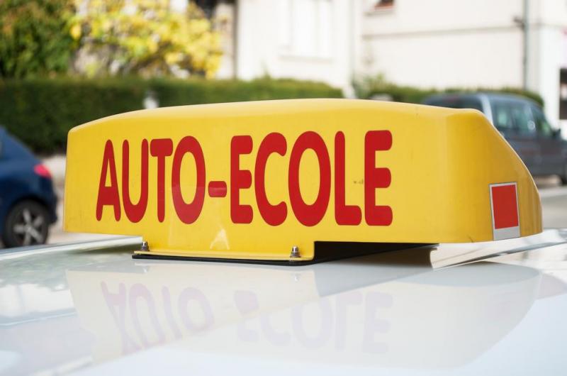 Pr&eacute;parez votre code de la route avec les cours de code &agrave; Chauny